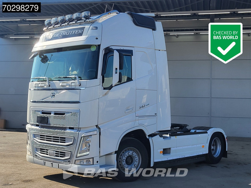 Volvo FH 540 4X2 XL Retarder 2xTanks Xenon Euro 6 - Tracteur routier: photos 1 Volvo FH 540 4X2 XL Retarder 2xTanks Xenon Euro 6 - Tracteur routier: photos 1