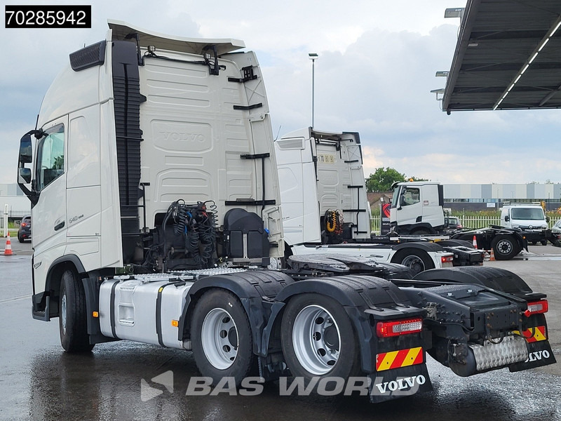 Volvo FH 540 FH 6X2 XL Retarder 2xTanks Liftachse Navi ACC LED Euro 6 - Tracteur routier: photos 2 Volvo FH 540 FH 6X2 XL Retarder 2xTanks Liftachse Navi ACC LED Euro 6 - Tracteur routier: photos 2