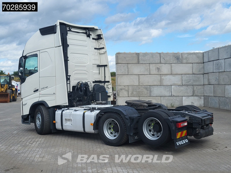 Volvo FH 540 FH 6X2 XL Retarder 2xTanks Liftachse Navi ACC LED Euro 6 - Tracteur routier: photos 2 Volvo FH 540 FH 6X2 XL Retarder 2xTanks Liftachse Navi ACC LED Euro 6 - Tracteur routier: photos 2