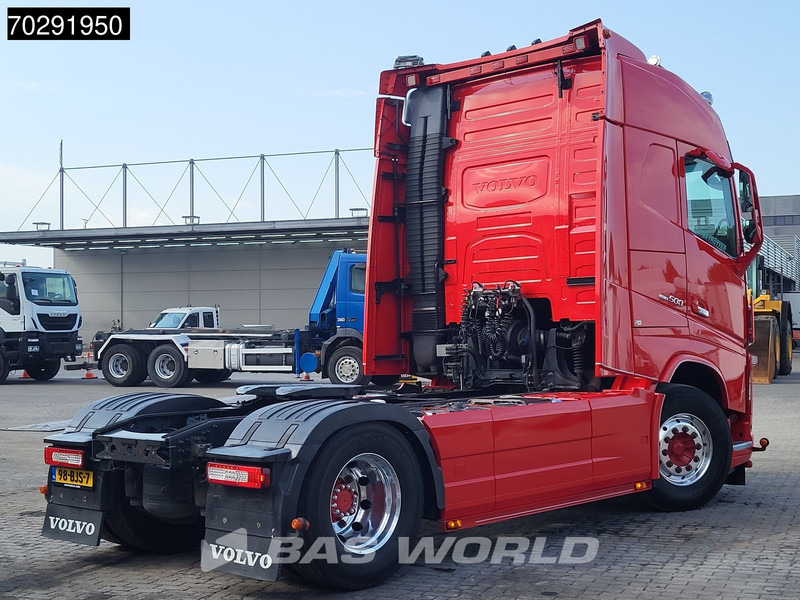 Volvo FH12 500 FH 4X2 NL-Truck 2xTanks Euro 6 - Tracteur routier: photos 5 Volvo FH12 500 FH 4X2 NL-Truck 2xTanks Euro 6 - Tracteur routier: photos 5