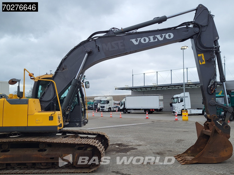 Volvo EC220 D L - Pelle sur chenille: photos 5 Volvo EC220 D L - Pelle sur chenille: photos 5