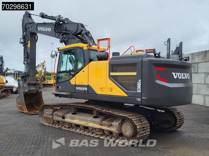 Volvo EC300 E NL 3M WIDE - OILQUICK - Pelle sur chenille: photos 2 Volvo EC300 E NL 3M WIDE - OILQUICK - Pelle sur chenille: photos 2
