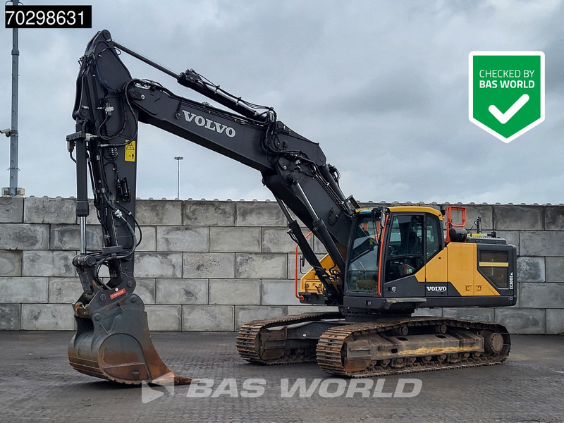 Volvo EC300 E NL 3M WIDE - OILQUICK - Pelle sur chenille: photos 1 Volvo EC300 E NL 3M WIDE - OILQUICK - Pelle sur chenille: photos 1