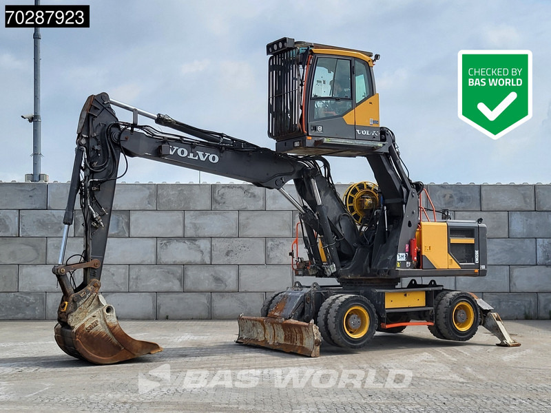 Volvo EW220 E - Pelle sur pneus: photos 1 Volvo EW220 E - Pelle sur pneus: photos 1