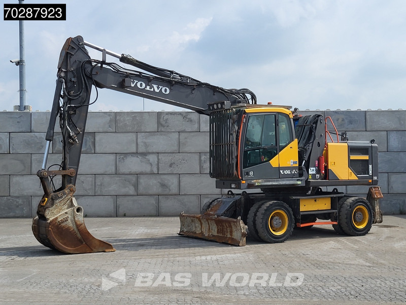 Volvo EW220 E - Pelle sur pneus: photos 3 Volvo EW220 E - Pelle sur pneus: photos 3