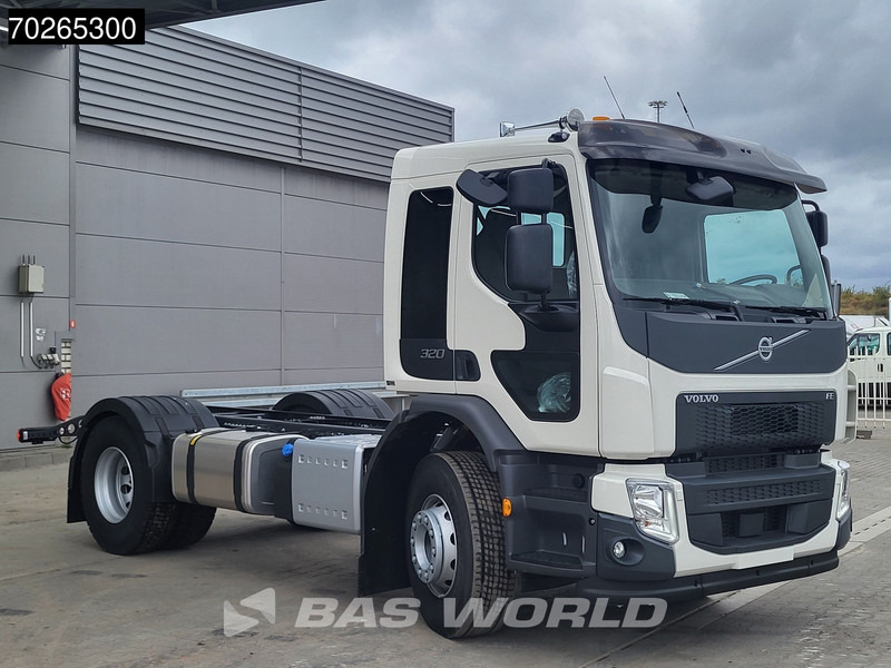 Volvo FE 320 4X2 NEW 18t chassis PTO Preparation Automatic Euro 6 - Châssis cabine: photos 3 Volvo FE 320 4X2 NEW 18t chassis PTO Preparation Automatic Euro 6 - Châssis cabine: photos 3
