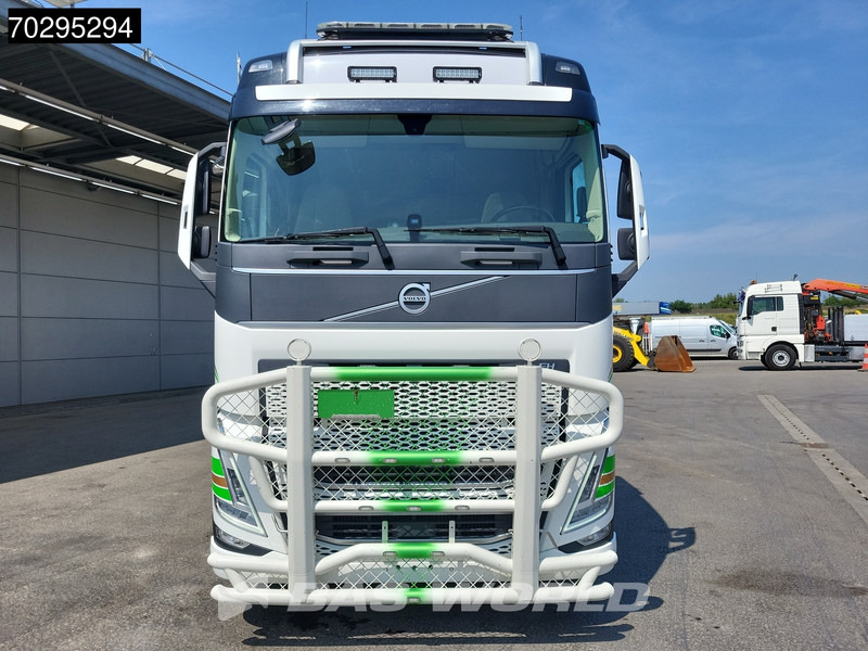 Camion plateau, Camion grue Volvo FH 500 FH 6X4 Full-Air Liftachse HMF 2820K-RCS Crane+JIB Remote Control I-ParkCool VDS LED Kran: photos 14