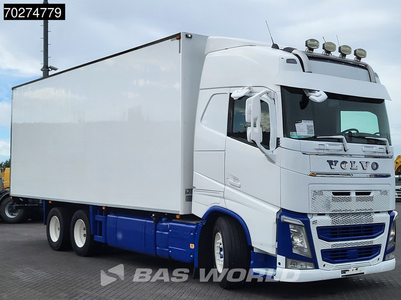 Volvo FH 540 6X2 Thermo-king cooler Lift-Axle Automatic Navi ACC Euro 6 - Camion frigorifique: photos 3 Volvo FH 540 6X2 Thermo-king cooler Lift-Axle Automatic Navi ACC Euro 6 - Camion frigorifique: photos 3