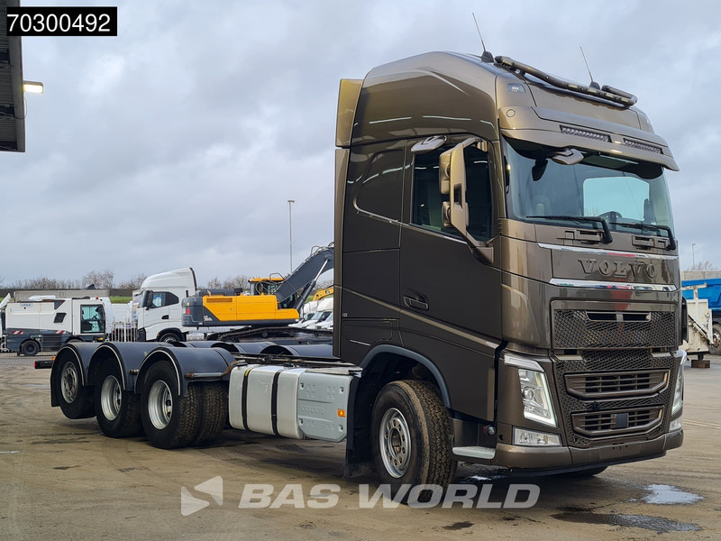 Volvo FH 540 FH 8X4 Chassis Lift+Steering Axle Automatic VEB+ Euro 6 - Châssis cabine: photos 3 Volvo FH 540 FH 8X4 Chassis Lift+Steering Axle Automatic VEB+ Euro 6 - Châssis cabine: photos 3