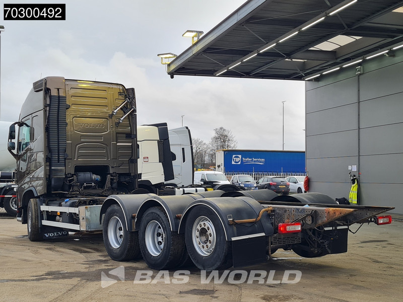 Volvo FH 540 FH 8X4 Chassis Lift+Steering Axle Automatic VEB+ Euro 6 - Châssis cabine: photos 2 Volvo FH 540 FH 8X4 Chassis Lift+Steering Axle Automatic VEB+ Euro 6 - Châssis cabine: photos 2