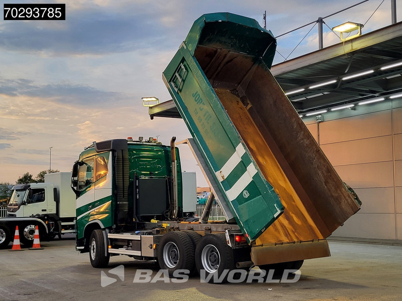 Volvo FH16 650 FH16 6X4 12m3 tipper Automatic Retarder Big-Axle Xenon Euro 6 - Camion benne: photos 2 Volvo FH16 650 FH16 6X4 12m3 tipper Automatic Retarder Big-Axle Xenon Euro 6 - Camion benne: photos 2