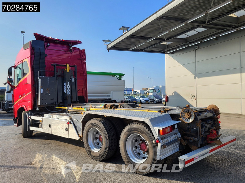 Volvo FH16 700 FH16 6X4 Full Air 20t Hook Xenon Euro 5 - Camion ampliroll: photos 3 Volvo FH16 700 FH16 6X4 Full Air 20t Hook Xenon Euro 5 - Camion ampliroll: photos 3
