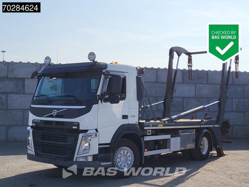 Volvo FM 330 FM 4X2 VEB Xenon Skip Loader Euro 6 - Camion multibenne: photos 1 Volvo FM 330 FM 4X2 VEB Xenon Skip Loader Euro 6 - Camion multibenne: photos 1