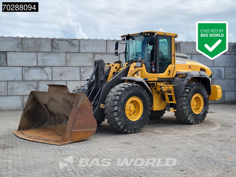 Volvo L120 H CDC - 3TH VALVE - QUICK COUPLER - Chargeuse sur pneus: photos 1 Volvo L120 H CDC - 3TH VALVE - QUICK COUPLER - Chargeuse sur pneus: photos 1