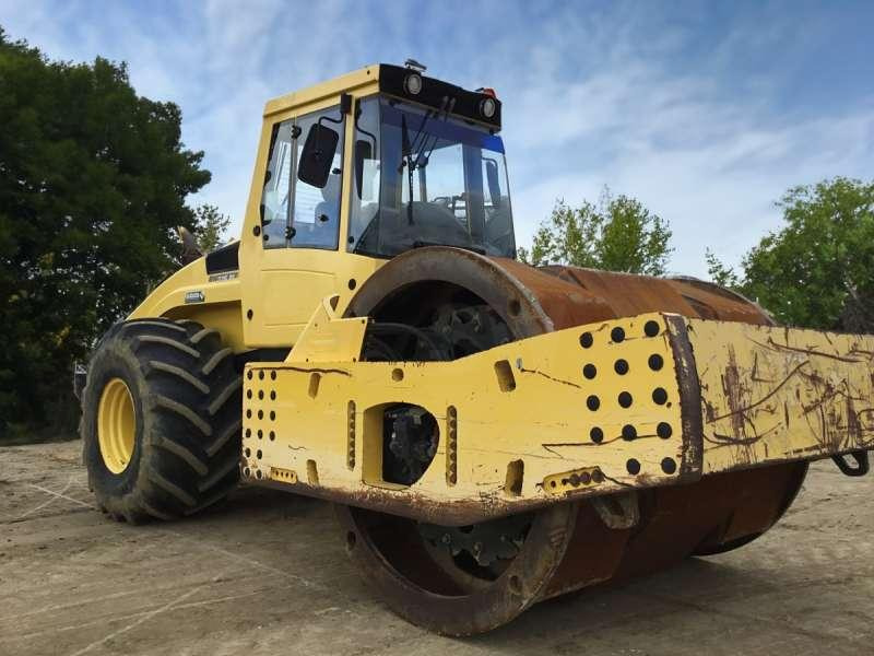 Bomag BW 226 DI-4 BVC - Compacteur mixte: photos 3 Bomag BW 226 DI-4 BVC - Compacteur mixte: photos 3