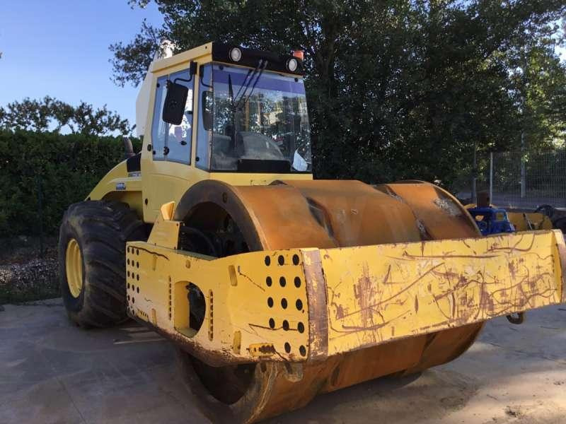 Bomag BW 226 DI-4 BVC - Compacteur mixte: photos 4 Bomag BW 226 DI-4 BVC - Compacteur mixte: photos 4