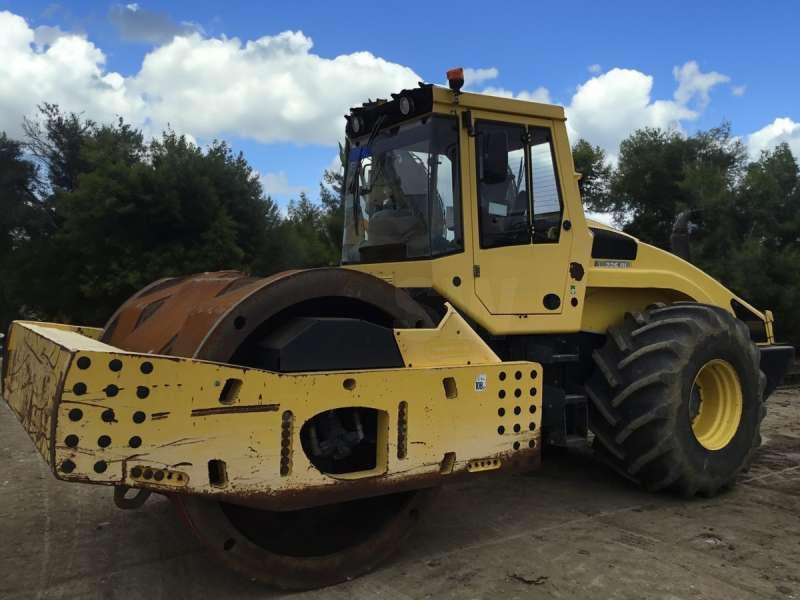 Bomag BW 226 DI-4 BVC - Compacteur mixte: photos 2 Bomag BW 226 DI-4 BVC - Compacteur mixte: photos 2