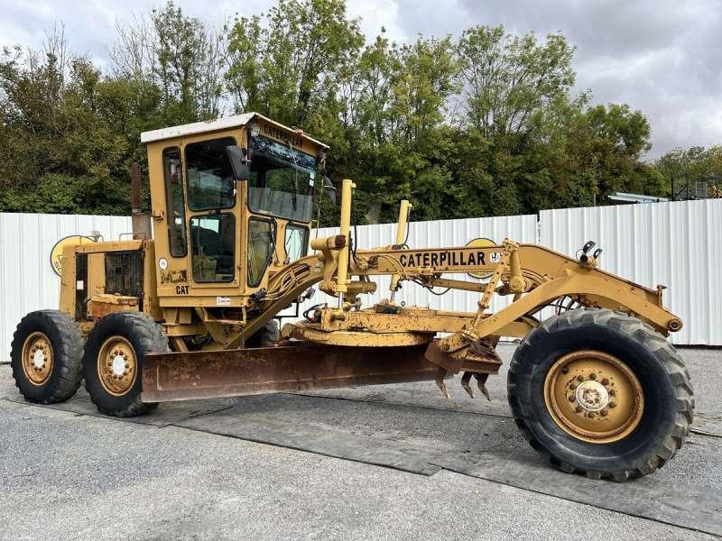 Caterpillar 120G - Niveleuse: photos 1 Caterpillar 120G - Niveleuse: photos 1