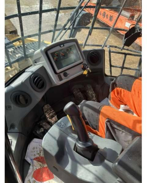 Chargeuse sur pneus Caterpillar 966M: photos 13