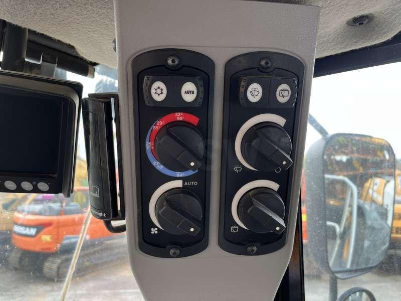 Chargeuse sur pneus Caterpillar Chargeur sur Pneus 962K: photos 42