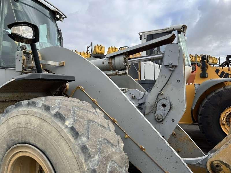 Chargeuse sur pneus Caterpillar Chargeur sur Pneus 962K: photos 13