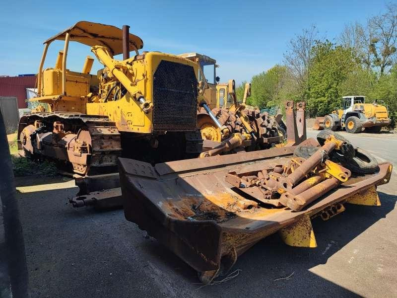 Caterpillar D8K + Porte Engins - Bulldozer: photos 1 Caterpillar D8K + Porte Engins - Bulldozer: photos 1