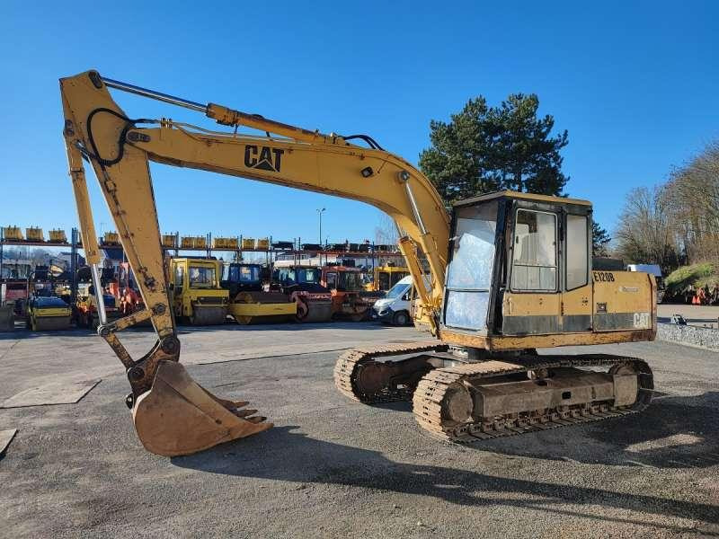 Caterpillar Pelle sur Chenilles E120B - Pelle sur chenille: photos 3 Caterpillar Pelle sur Chenilles E120B - Pelle sur chenille: photos 3
