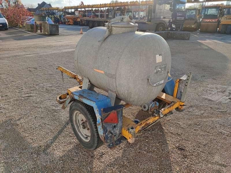 Courant 500 LITRES A EAU - Citerne: photos 5 Courant 500 LITRES A EAU - Citerne: photos 5
