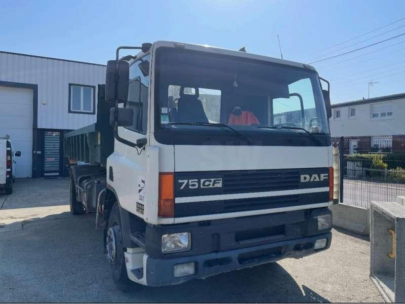 DAF 75CF - Camion ampliroll: photos 3 DAF 75CF - Camion ampliroll: photos 3
