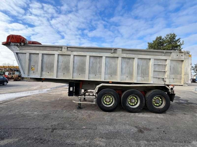 General Trailers Semi Benne 3 ESSIEUX - Semi-remorque benne: photos 4 General Trailers Semi Benne 3 ESSIEUX - Semi-remorque benne: photos 4