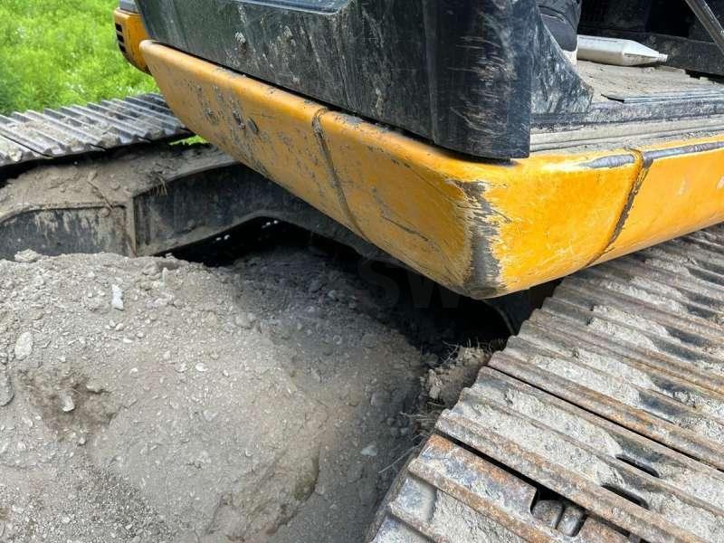 Jcb JZ140LC MACHINE SUISSE - Pelle sur chenille: photos 4 Jcb JZ140LC MACHINE SUISSE - Pelle sur chenille: photos 4