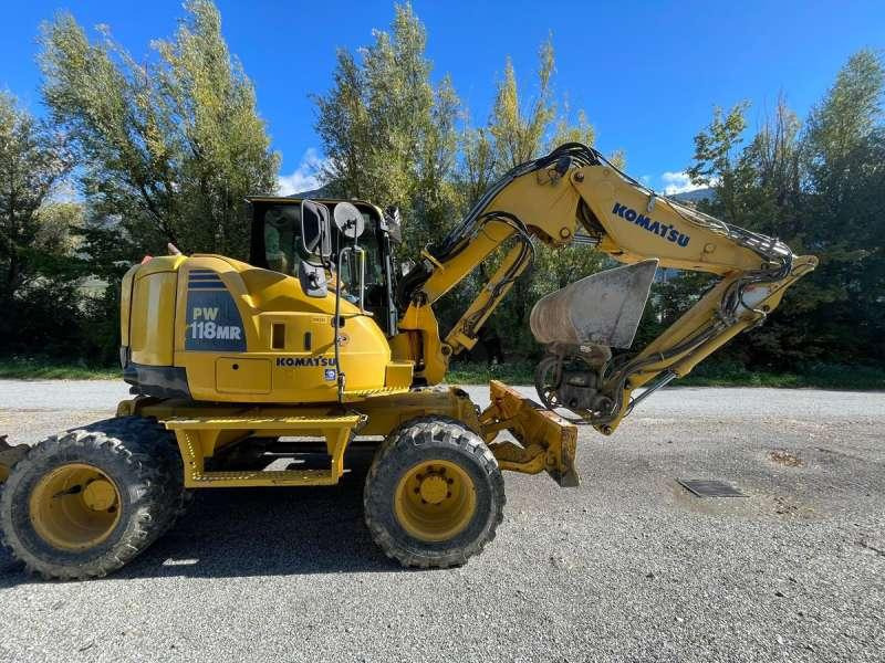 Komatsu PW118MR-8 - Pelle sur pneus: photos 3 Komatsu PW118MR-8 - Pelle sur pneus: photos 3