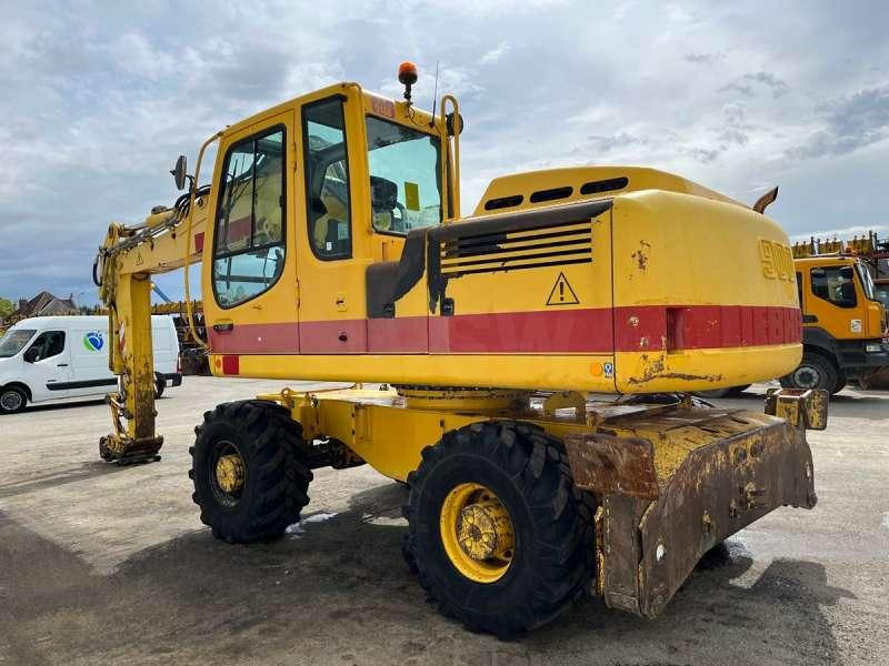 Liebherr A900 C LITRONIC - Pelle sur pneus: photos 5 Liebherr A900 C LITRONIC - Pelle sur pneus: photos 5
