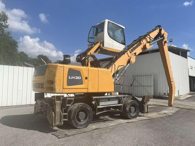 Liebherr LH30M LITRONIC - Pelle de manutention: photos 3 Liebherr LH30M LITRONIC - Pelle de manutention: photos 3