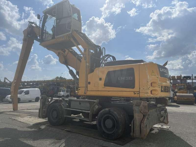 Liebherr LH30M LITRONIC - Pelle de manutention: photos 5 Liebherr LH30M LITRONIC - Pelle de manutention: photos 5