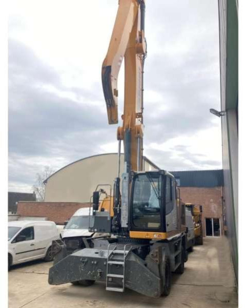 Liebherr LH40 M LITRONIC - Pelle de manutention: photos 3 Liebherr LH40 M LITRONIC - Pelle de manutention: photos 3