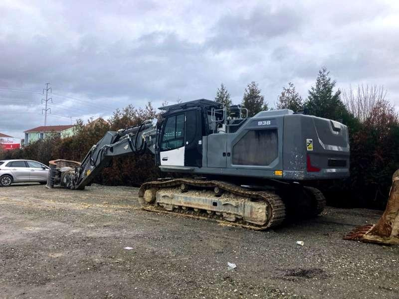 Liebherr R938 LC - Pelle sur chenille: photos 1 Liebherr R938 LC - Pelle sur chenille: photos 1