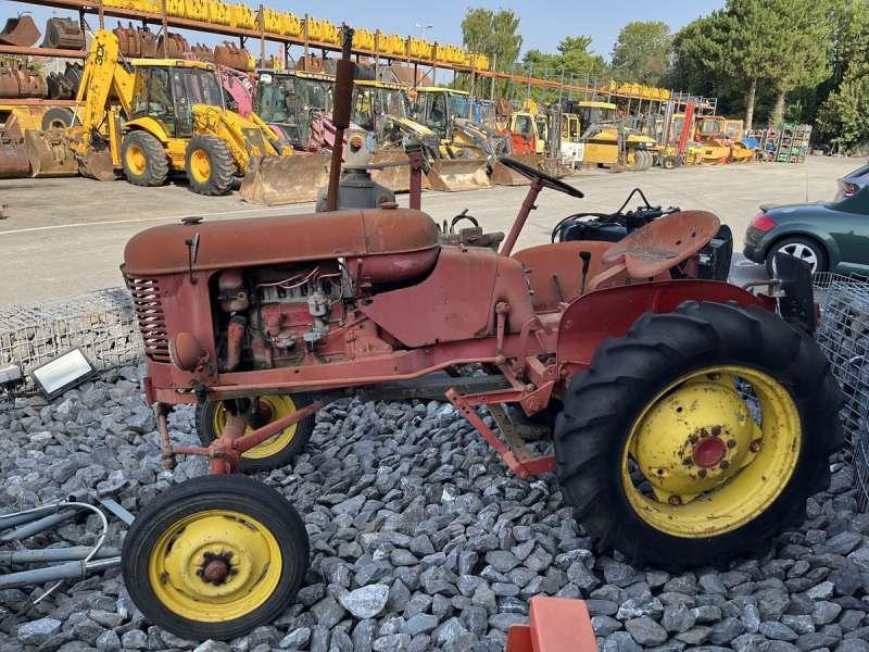 MASSEY-HARRIS PONY 812 - Tracteur agricole: photos 5 MASSEY-HARRIS PONY 812 - Tracteur agricole: photos 5