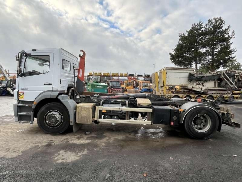 Mercedes AXOR 1833 - Camion ampliroll: photos 4 Mercedes AXOR 1833 - Camion ampliroll: photos 4