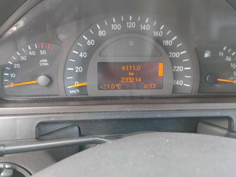 SUV Mercedes G 270 2.7 CDI: photos 38