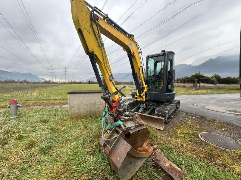New Holland E50B SR - Mini pelle: photos 3 New Holland E50B SR - Mini pelle: photos 3