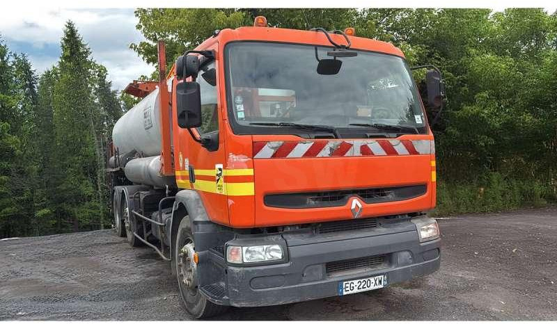 Renault PREMIUM 370-26 - Répandeuse: photos 2 Renault PREMIUM 370-26 - Répandeuse: photos 2