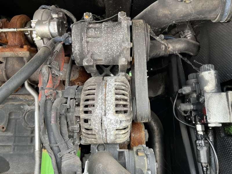 Pelle de manutention Sennebogen 818: photos 29