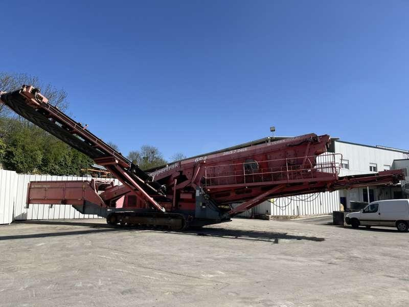 Terex FINLAY SUPERTRAK 694 - Crible: photos 1 Terex FINLAY SUPERTRAK 694 - Crible: photos 1