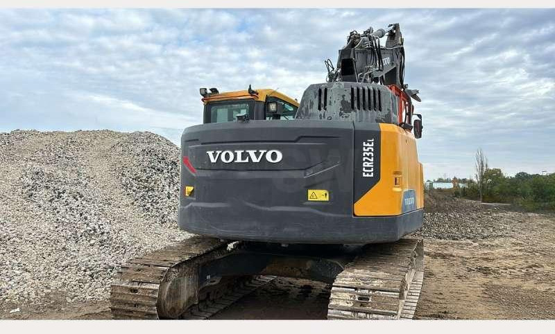 Volvo ECR235EL - Pelle sur chenille: photos 3 Volvo ECR235EL - Pelle sur chenille: photos 3