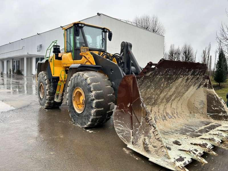 Volvo L220H - Chargeuse sur pneus: photos 3 Volvo L220H - Chargeuse sur pneus: photos 3