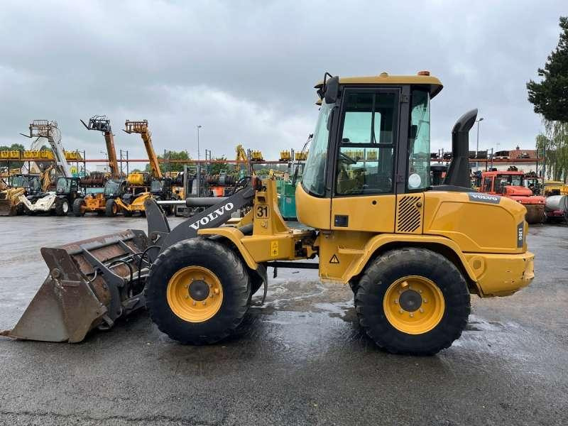 Volvo L30G - Chargeuse sur pneus: photos 4 Volvo L30G - Chargeuse sur pneus: photos 4