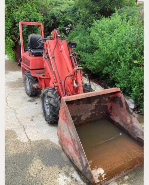 Weidemann 912 - Valet de ferme: photos 2 Weidemann 912 - Valet de ferme: photos 2