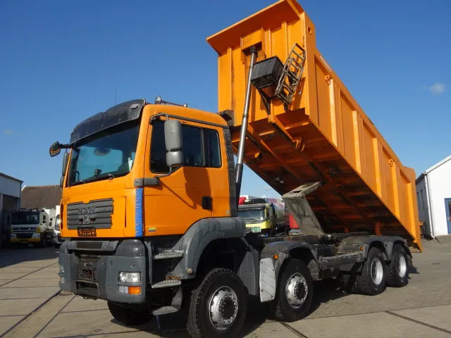 MAN TGA 41-440 8X6 MANUAL GEARBOX 22M3 MEILLER TIPPER - Camion benne: photos 1 MAN TGA 41-440 8X6 MANUAL GEARBOX 22M3 MEILLER TIPPER - Camion benne: photos 1