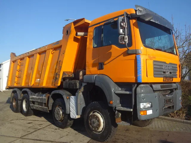 MAN TGA 41.440 8X6 MEILLER 22 CUB MANUAL GEARBOX - Camion benne: photos 1 MAN TGA 41.440 8X6 MEILLER 22 CUB MANUAL GEARBOX - Camion benne: photos 1